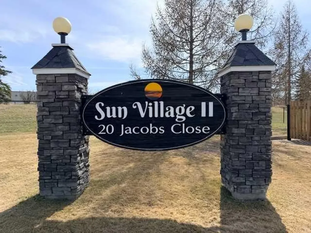 20 Jacobs Close Red Deer AB T4P 4C9
