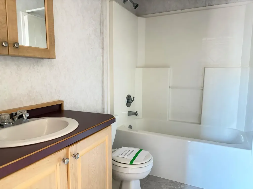 300 Grandview Crescent Fort Mcmurray AB T9H 4Y1
