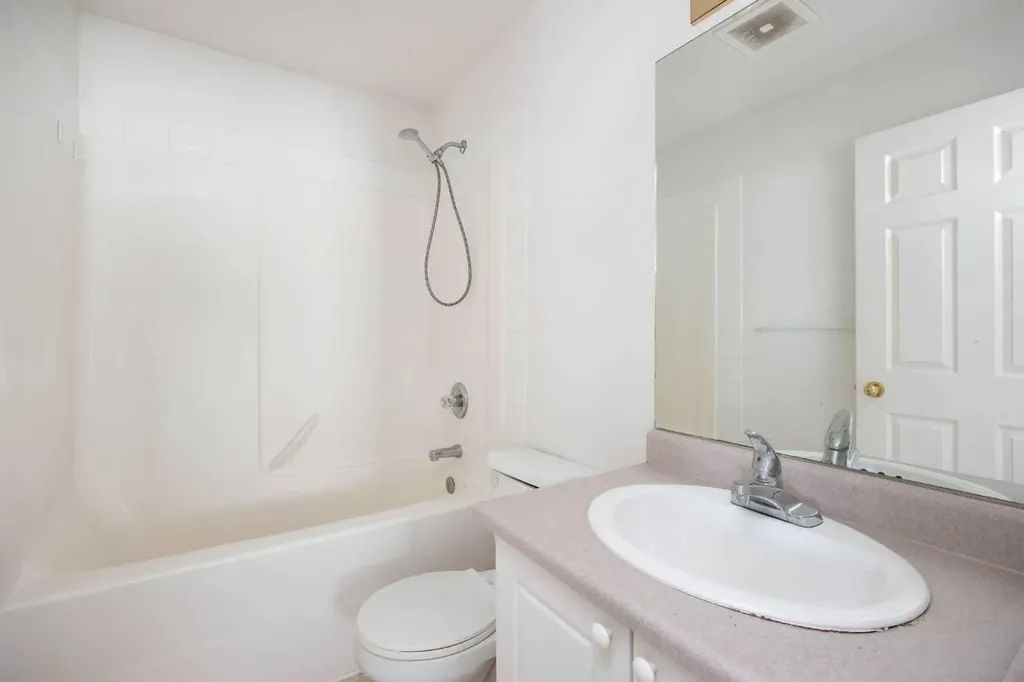 107 Bear Paw Drive Fort Mcmurray AB T9K2H4