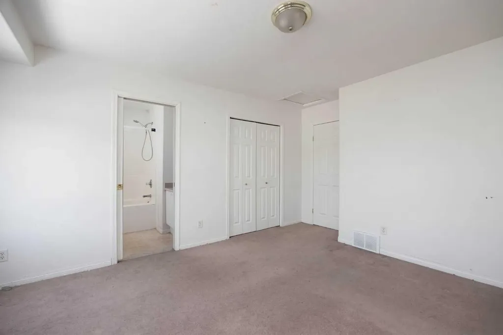 107 Bear Paw Drive Fort Mcmurray AB T9K2H4