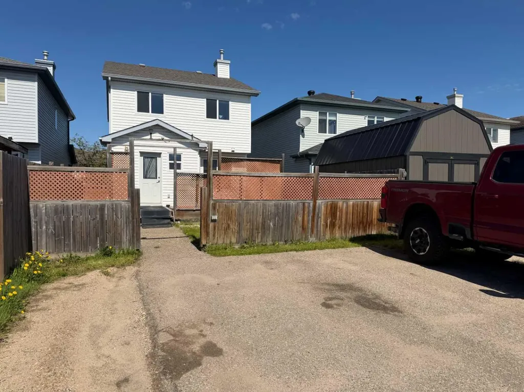 107 Bear Paw Drive Fort Mcmurray AB T9K2H4