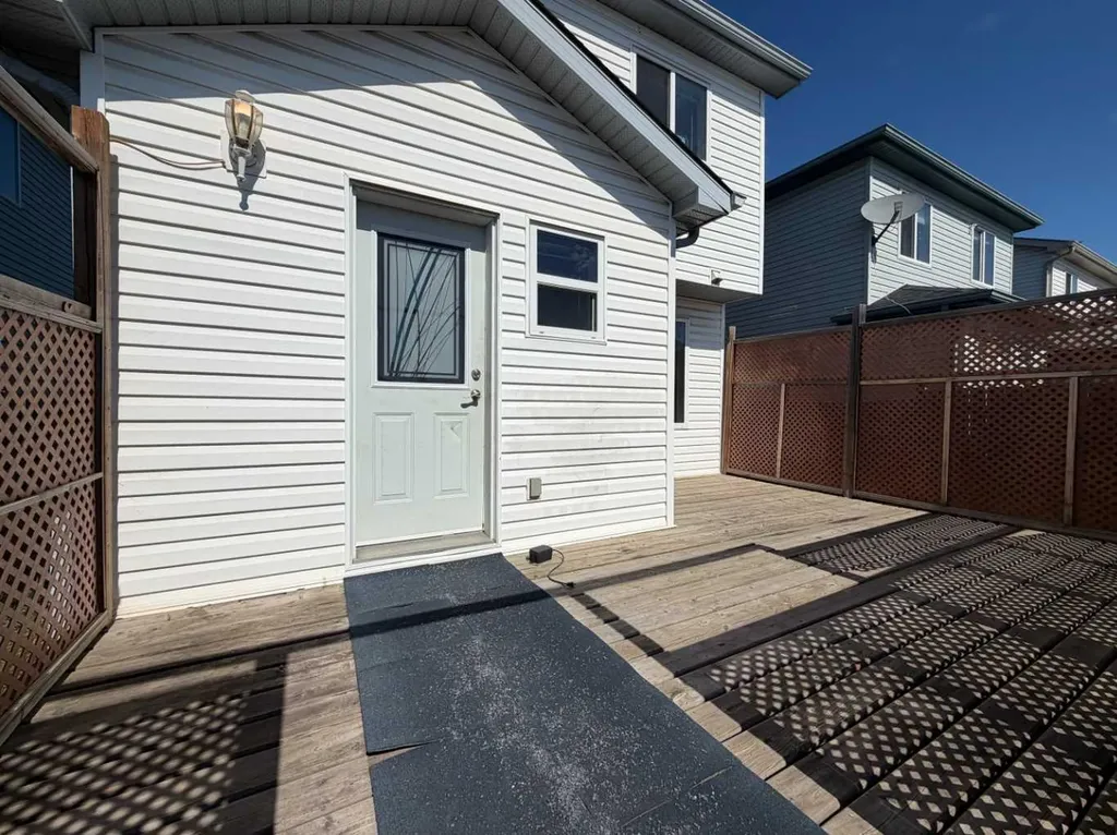 107 Bear Paw Drive Fort Mcmurray AB T9K2H4