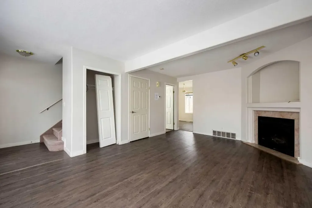 107 Bear Paw Drive Fort Mcmurray AB T9K2H4