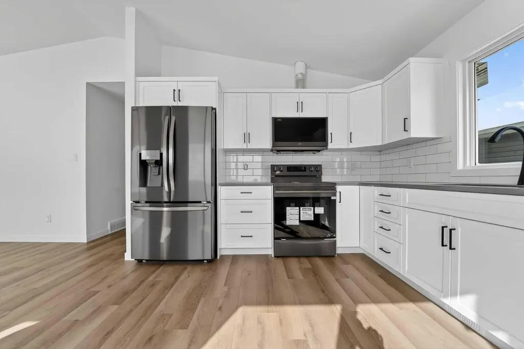 4605 7 Street Coalhurst AB T0L 0V0