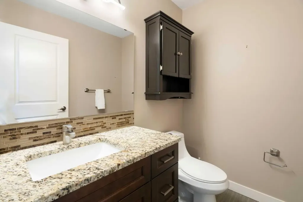142 Winston Drive SW Calgary AB T3C2P9