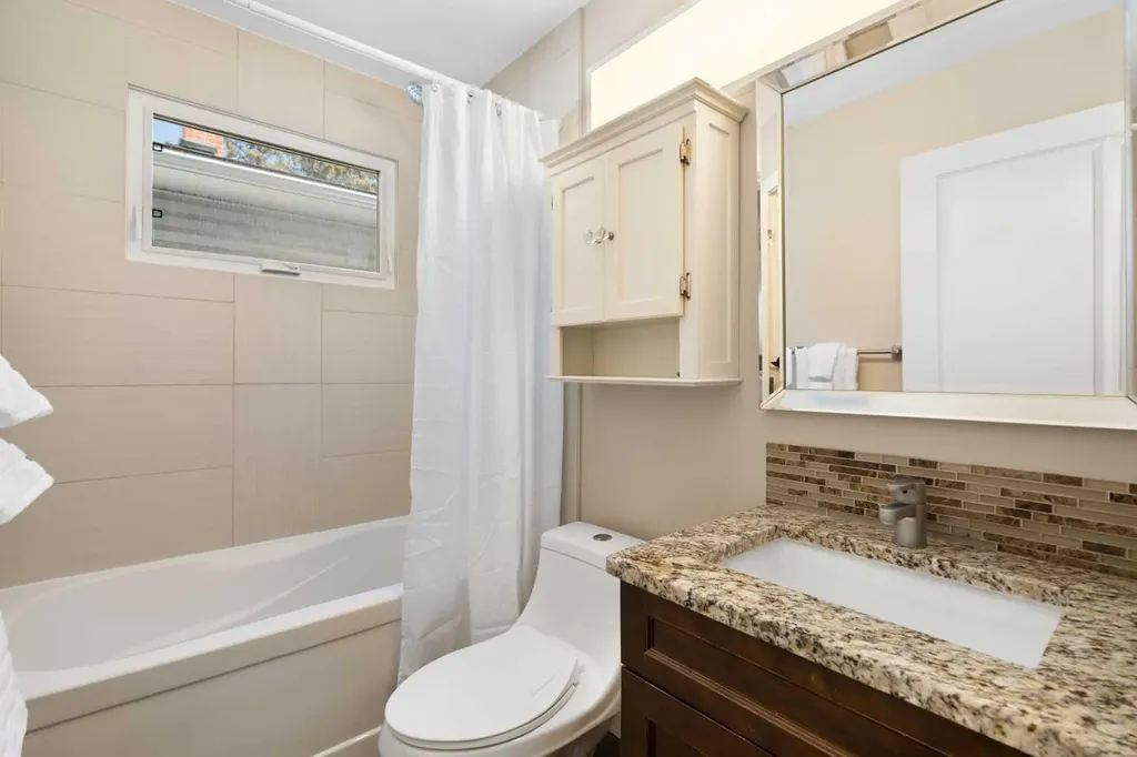 142 Winston Drive SW Calgary AB T3C2P9