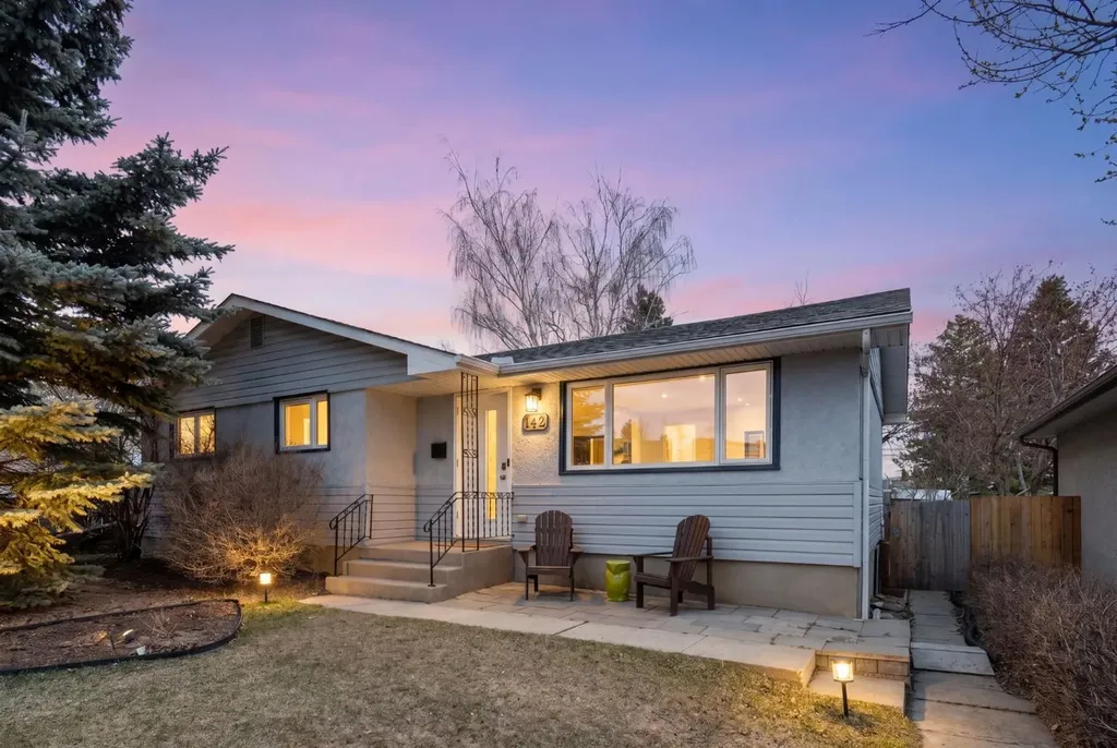 142 Winston Drive SW Calgary AB T3C2P9