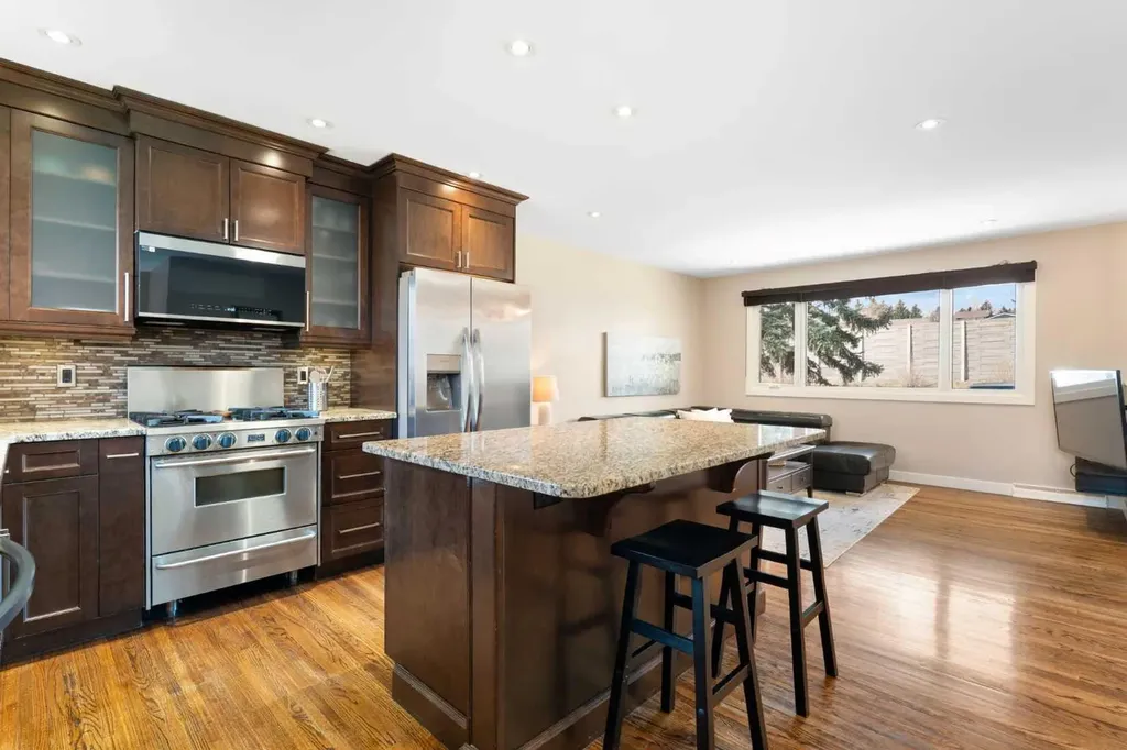 142 Winston Drive SW Calgary AB T3C2P9