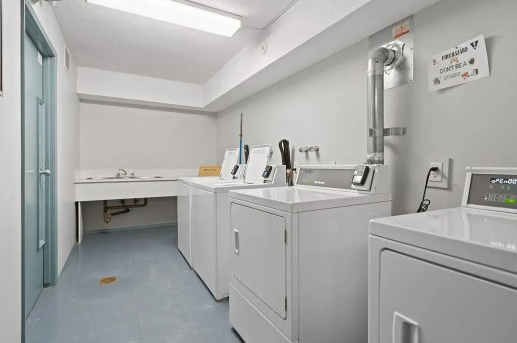231 Heritage Drive SE Calgary AB T2H1N1