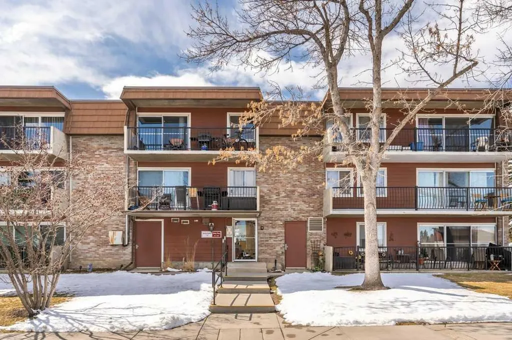 231 Heritage Drive SE Calgary AB T2H1N1