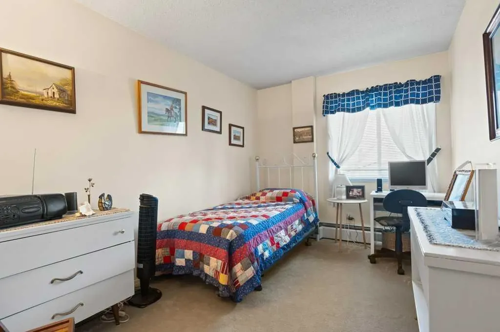 231 Heritage Drive SE Calgary AB T2H1N1