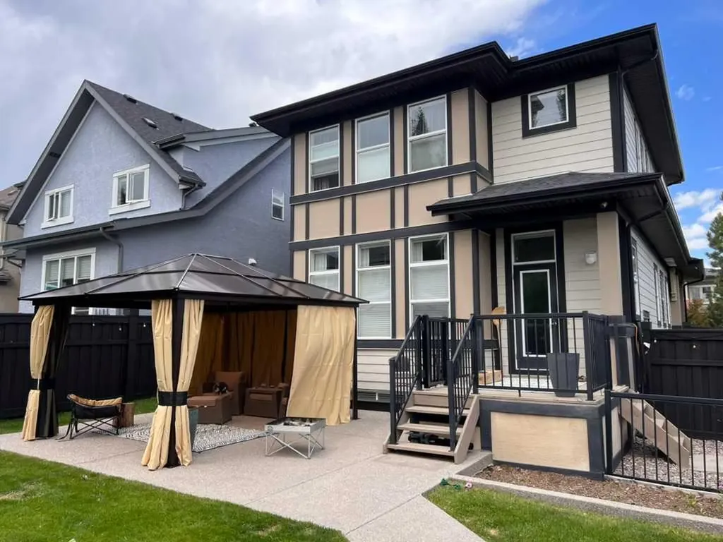 366 Mahogany Boulevard SE Calgary AB T3M 1M9