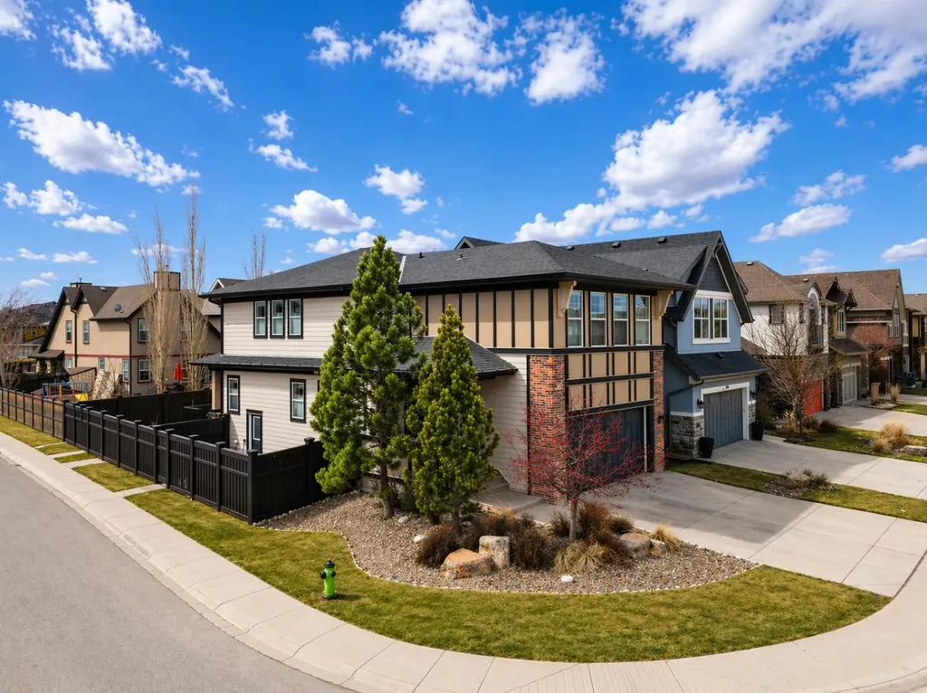 366 Mahogany Boulevard SE Calgary AB T3M 1M9