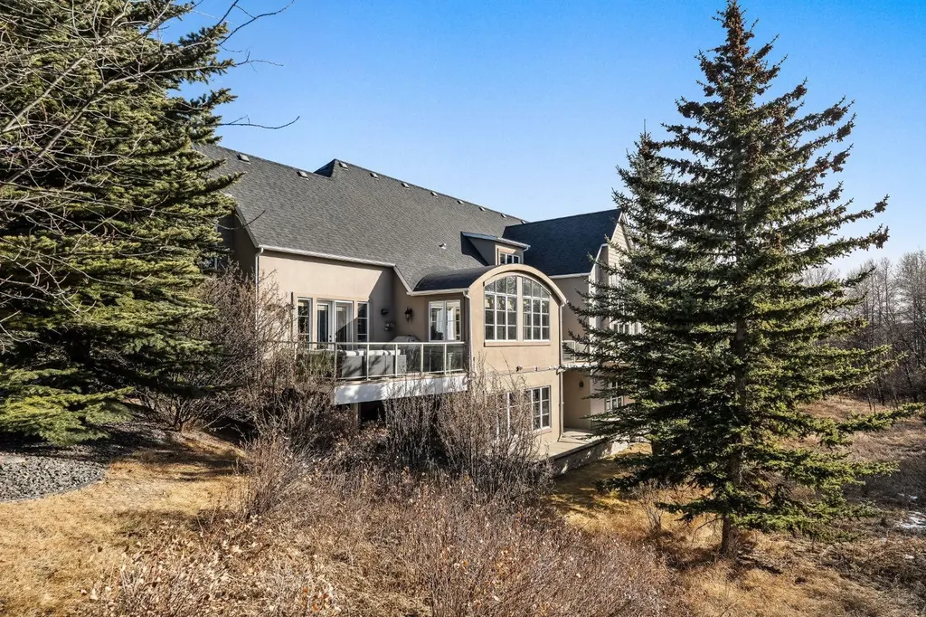1359 69 Street SW Calgary AB T3H 3W8