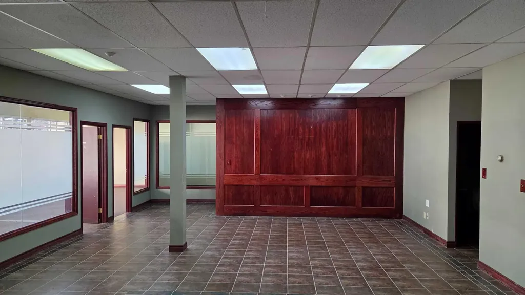 4811 48 Street Red Deer AB T4N 1S6