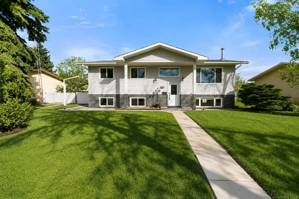 5722 Marler Drive Camrose AB T4V 2S8
