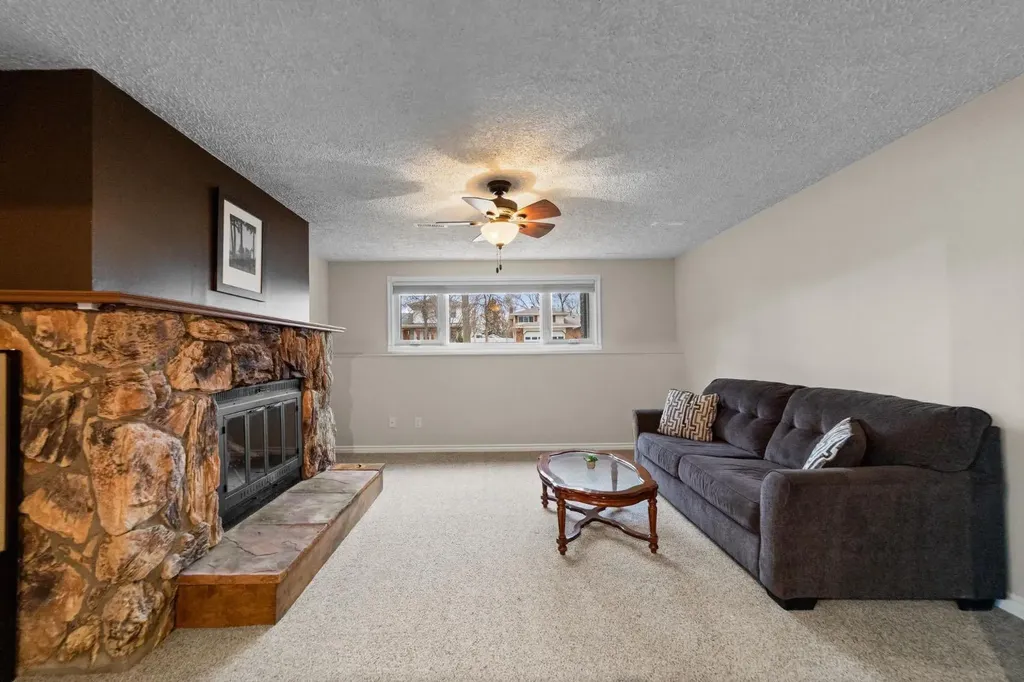 5722 Marler Drive Camrose AB T4V 2S8