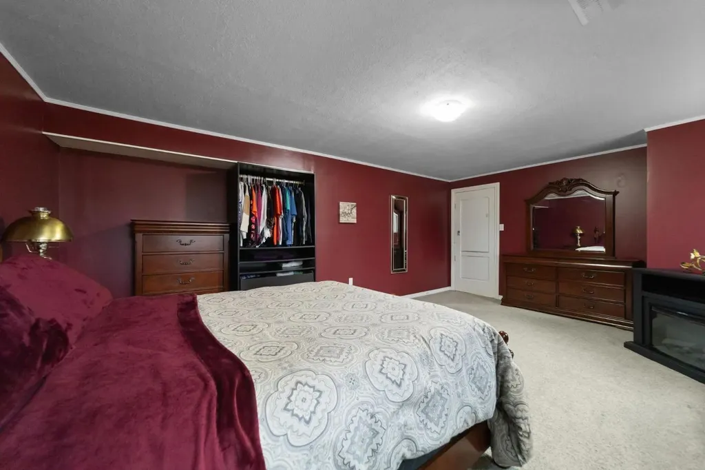 5722 Marler Drive Camrose AB T4V 2S8