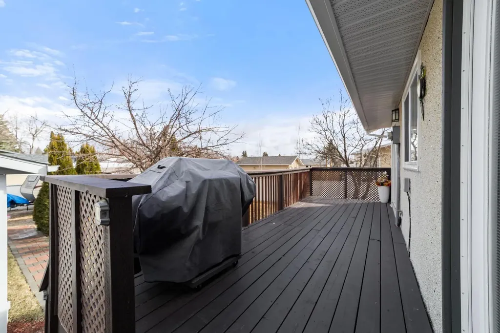 5722 Marler Drive Camrose AB T4V 2S8
