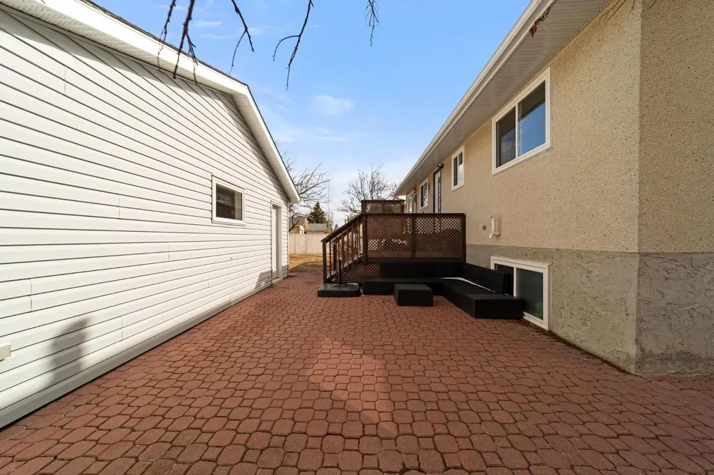 5722 Marler Drive Camrose AB T4V 2S8