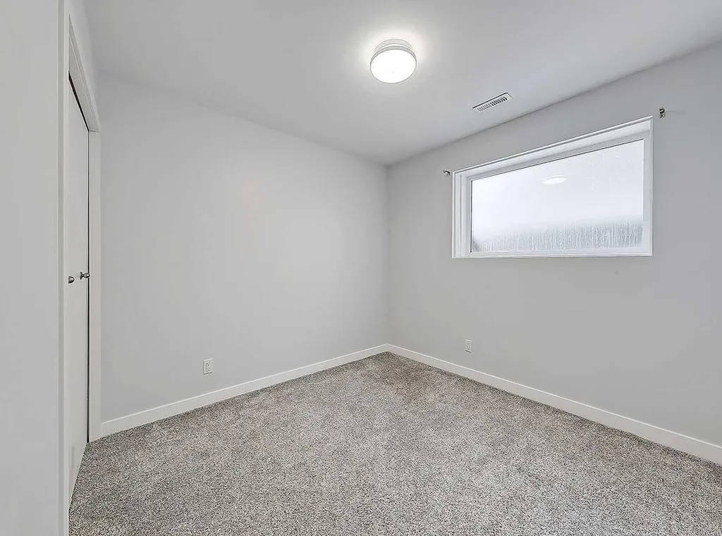 603 15 Avenue SW Calgary AB T2R 0R4