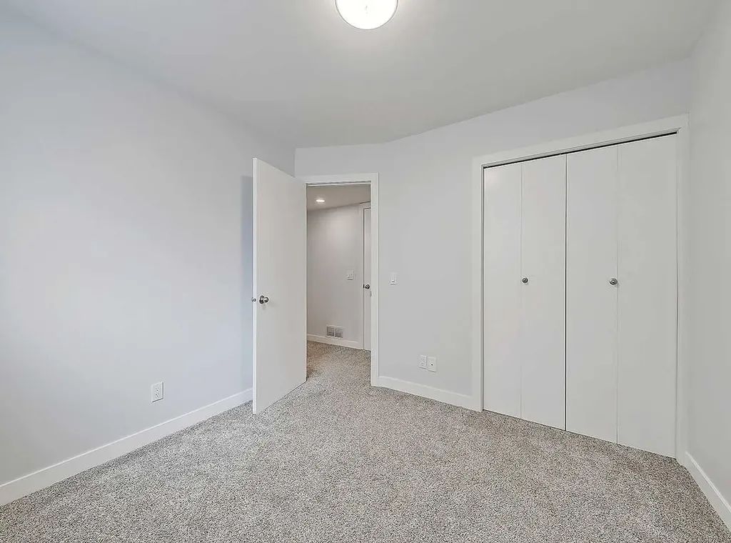 603 15 Avenue SW Calgary AB T2R 0R4