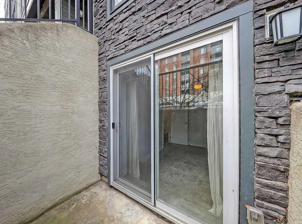 603 15 Avenue SW Calgary AB T2R 0R4