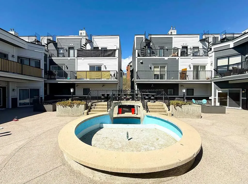 603 15 Avenue SW Calgary AB T2R 0R4