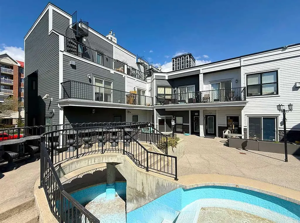 603 15 Avenue SW Calgary AB T2R 0R4