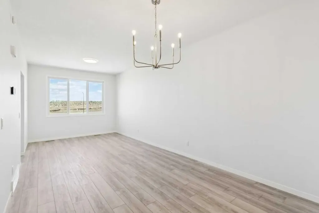 70 Lucas Heath NW Calgary AB T3P 2Y2