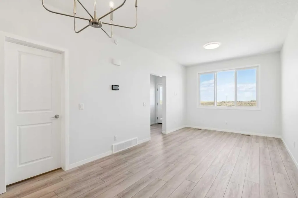 70 Lucas Heath NW Calgary AB T3P 2Y2