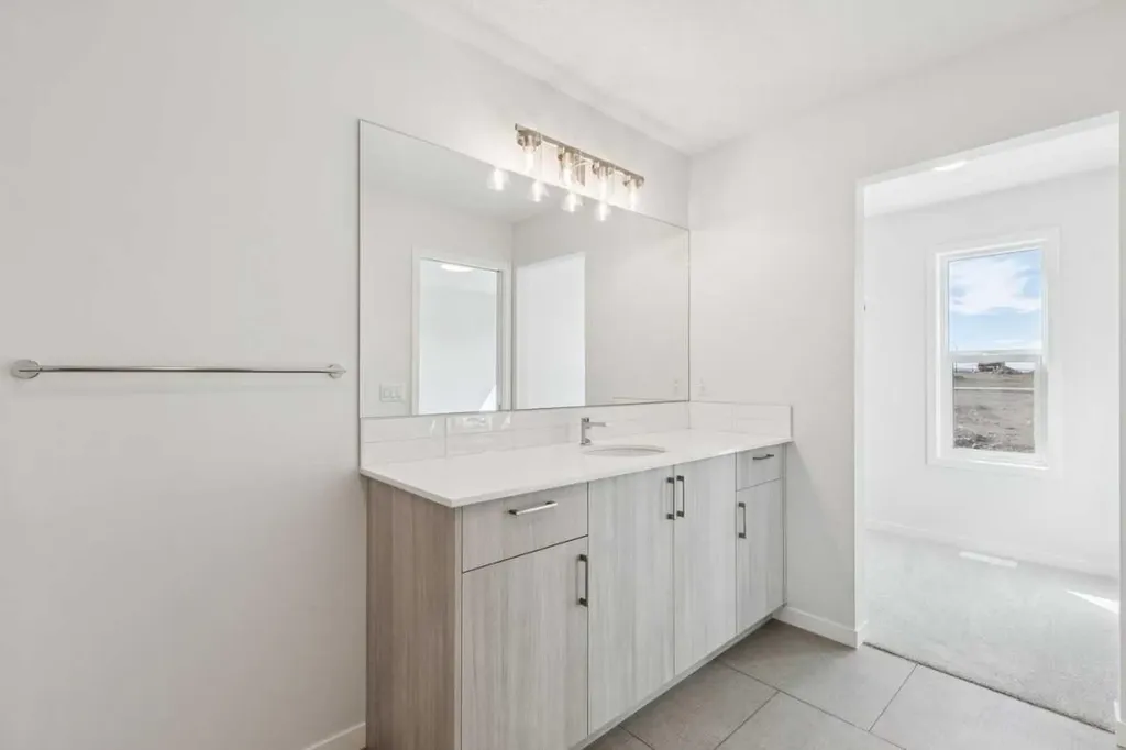 70 Lucas Heath NW Calgary AB T3P 2Y2