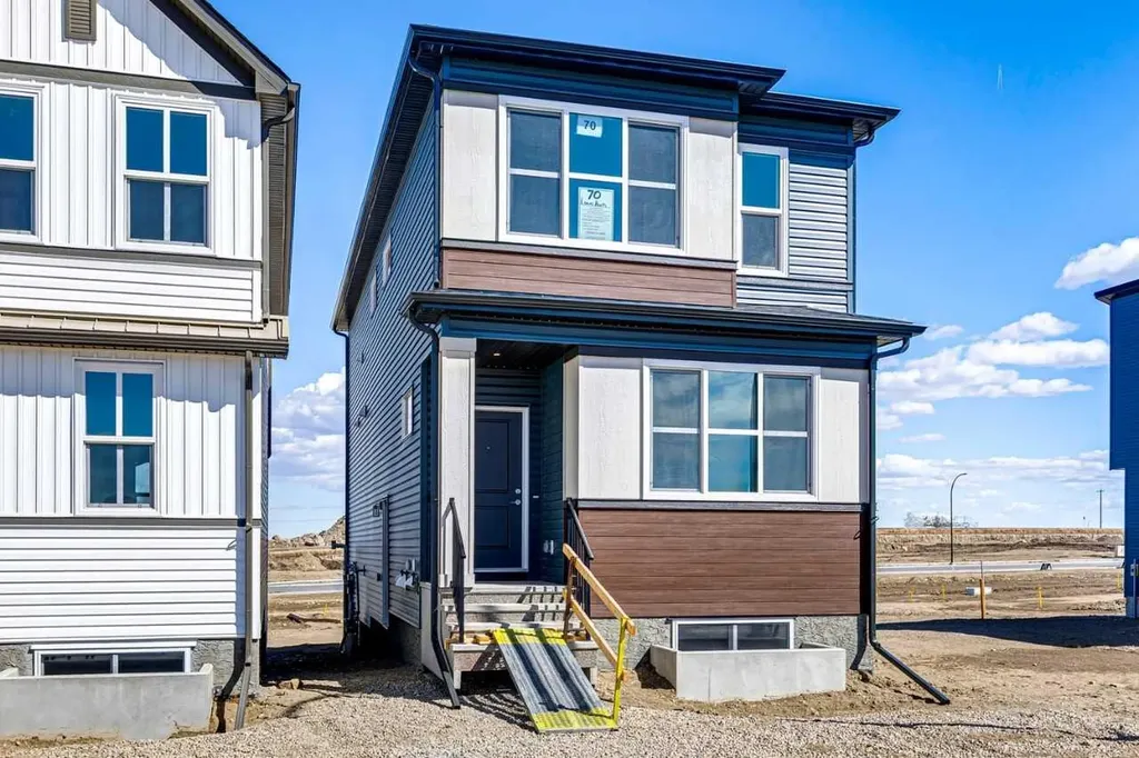 70 Lucas Heath NW Calgary AB T3P 2Y2