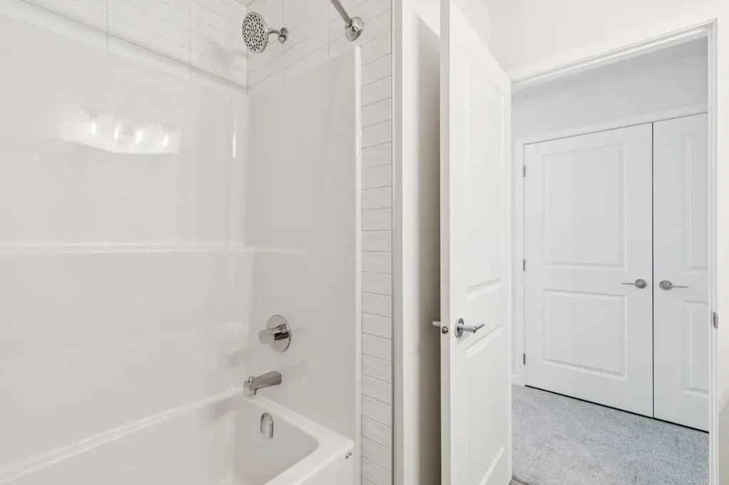 70 Lucas Heath NW Calgary AB T3P 2Y2