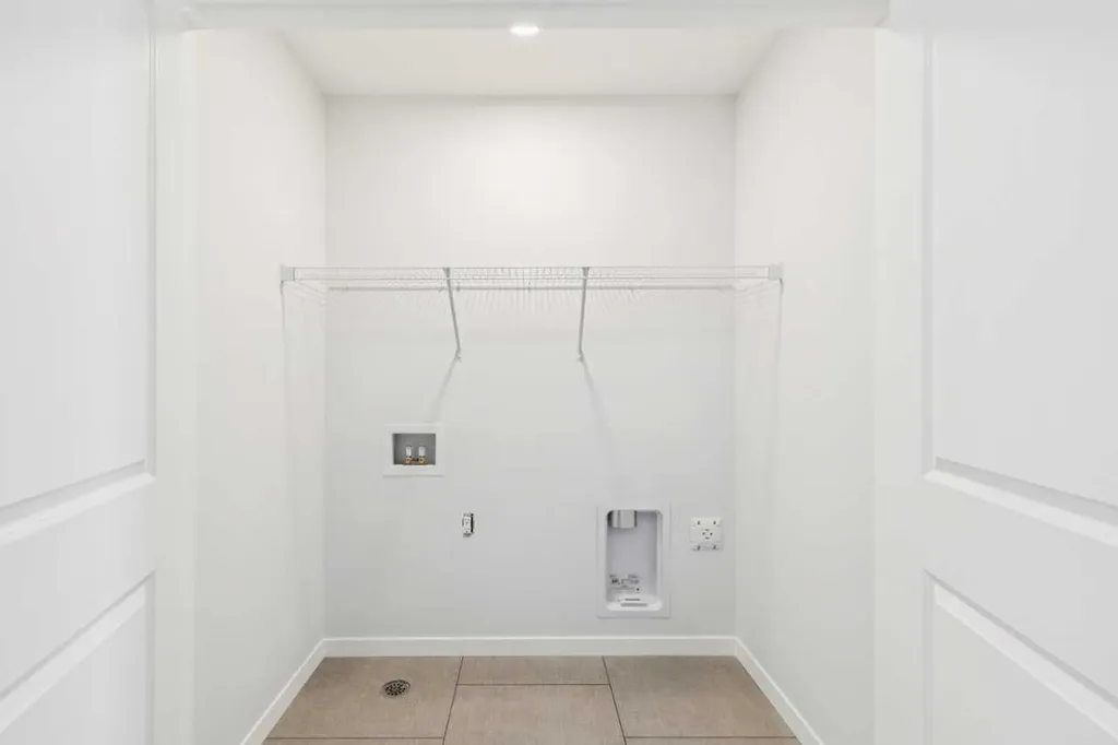70 Lucas Heath NW Calgary AB T3P 2Y2