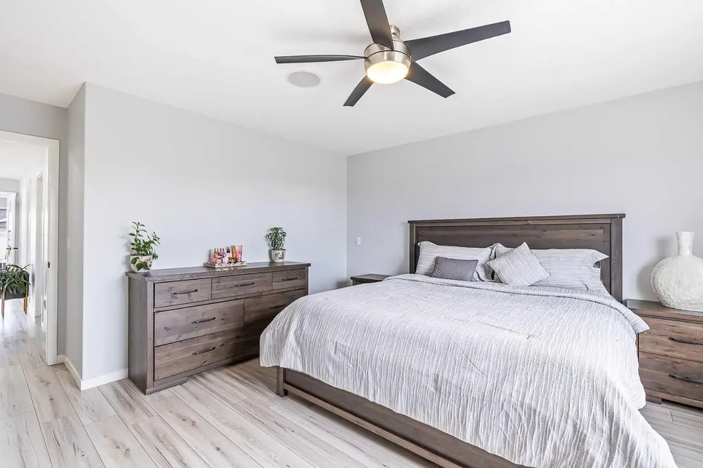 66 Skyview Point Rise NE Calgary AB T3N1B6