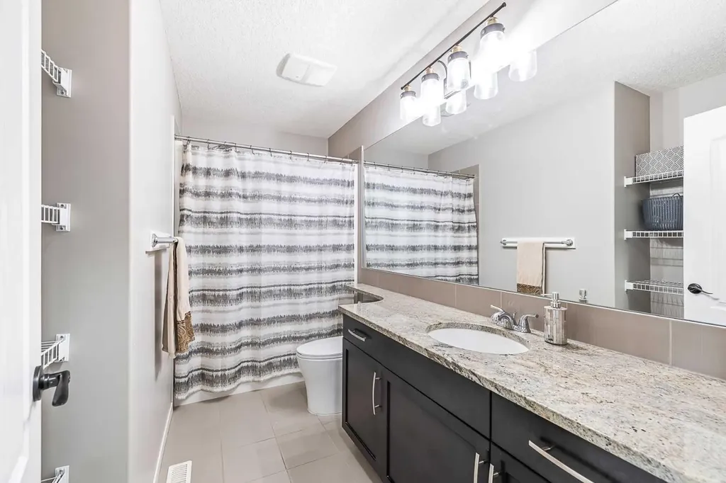 66 Skyview Point Rise NE Calgary AB T3N1B6