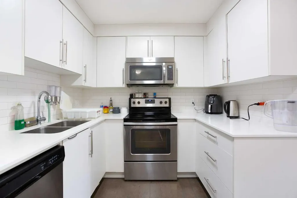302 Skyview Ranch Drive NE Calgary AB T3N 0P5