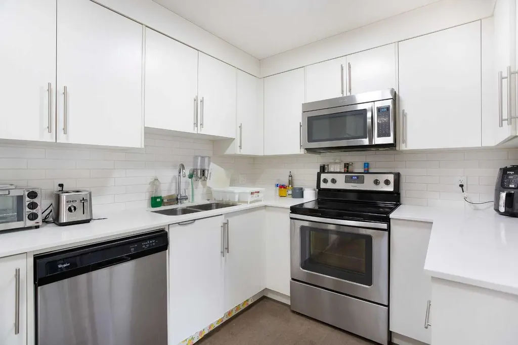 302 Skyview Ranch Drive NE Calgary AB T3N 0P5