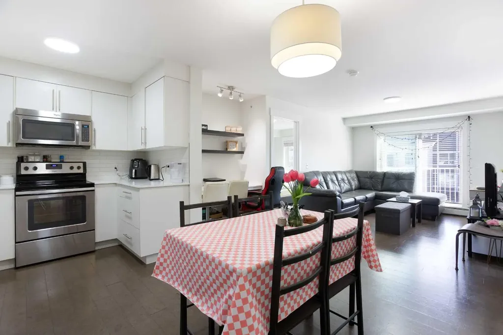 302 Skyview Ranch Drive NE Calgary AB T3N 0P5