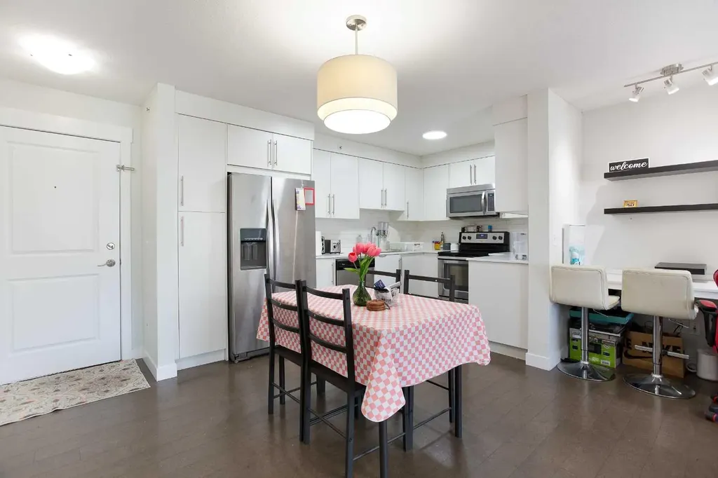 302 Skyview Ranch Drive NE Calgary AB T3N 0P5
