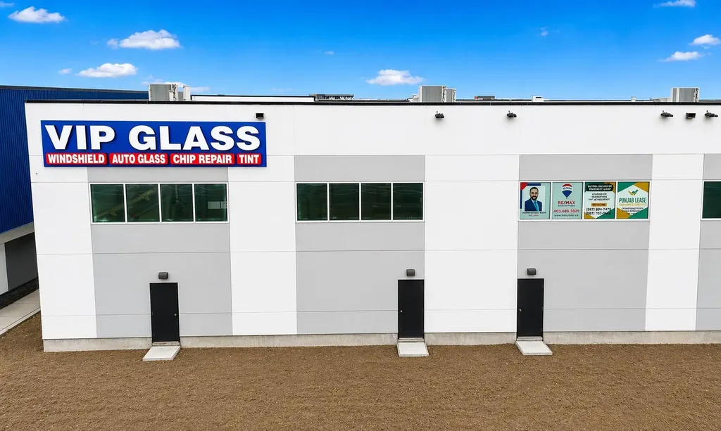 10960 42 Street NE Calgary AB T3N2B8