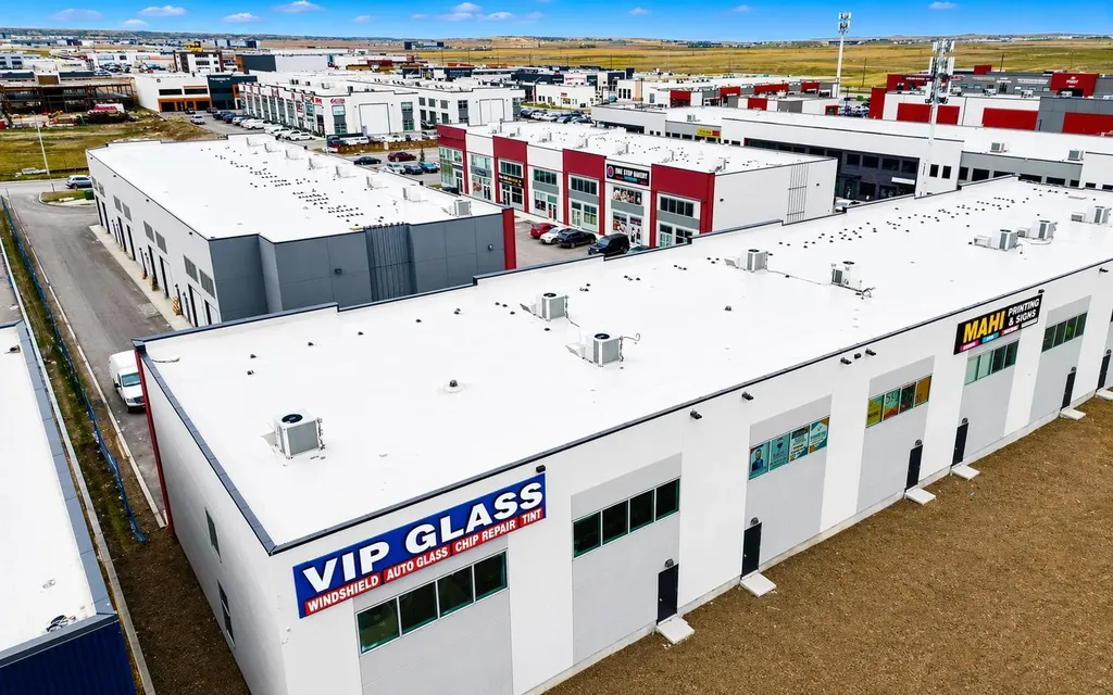 10960 42 Street NE Calgary AB T3N2B8