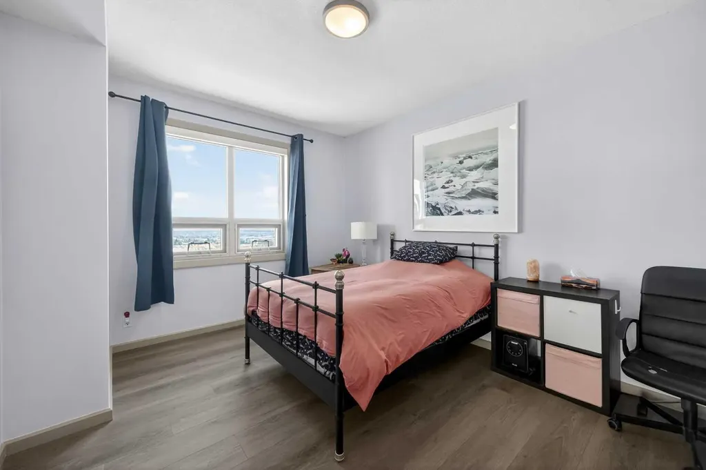 210 15 Avenue SE Calgary AB T2G 0B5