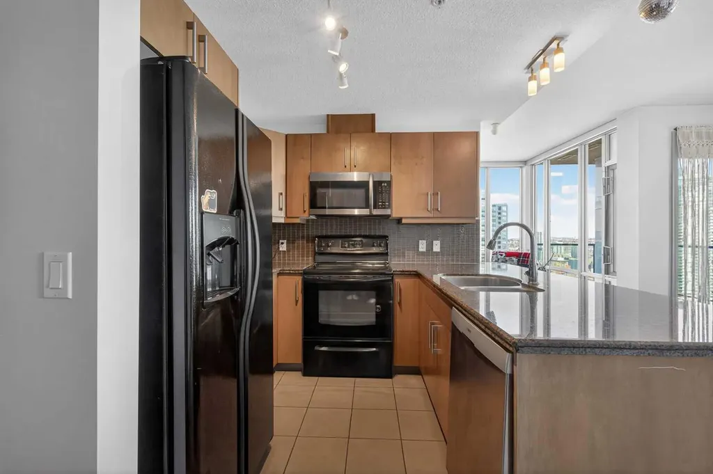 210 15 Avenue SE Calgary AB T2G 0B5