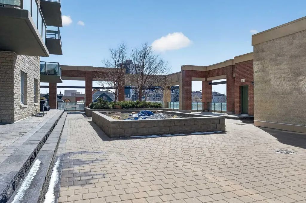 210 15 Avenue SE Calgary AB T2G 0B5