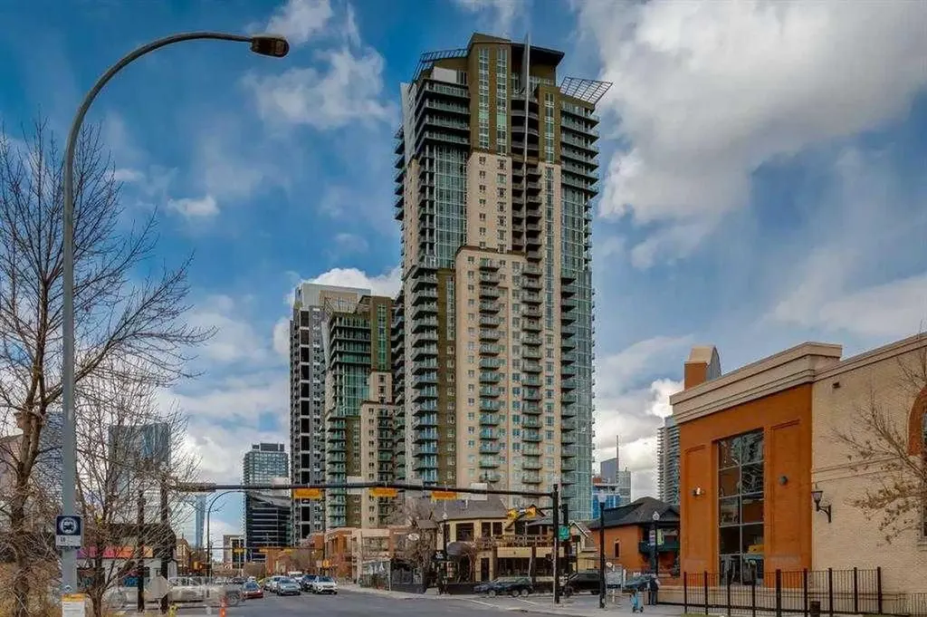 210 15 Avenue SE Calgary AB T2G 0B5