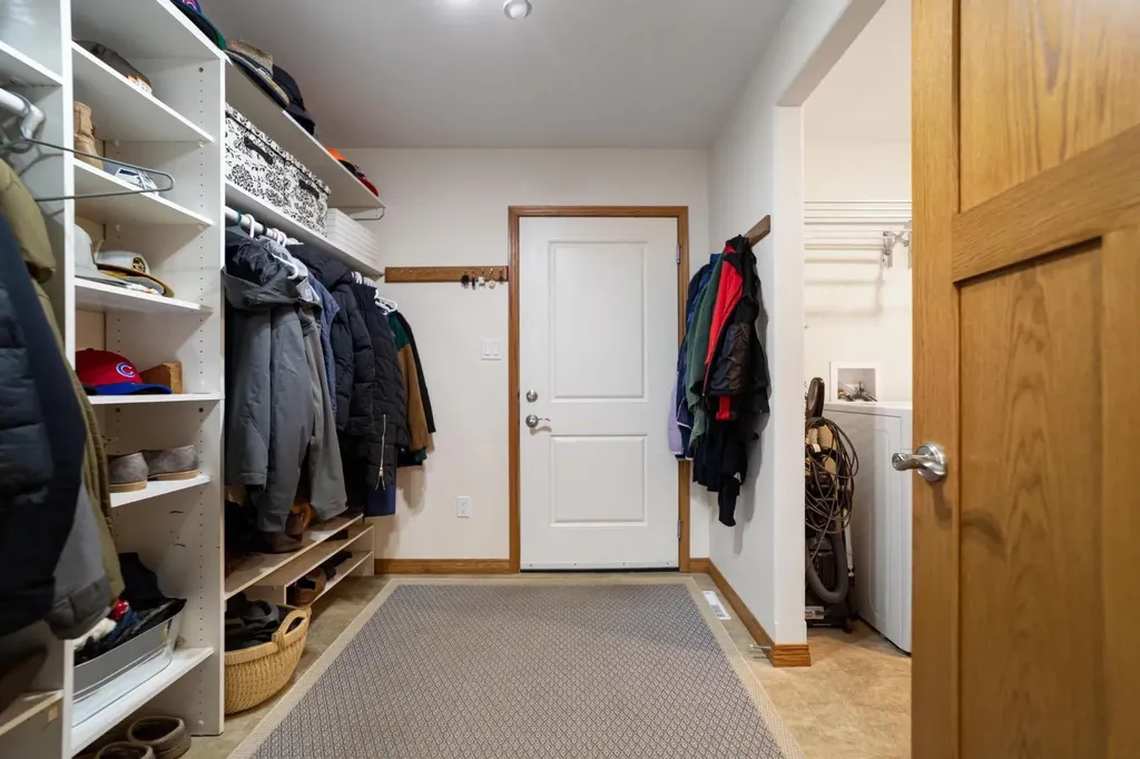 225 Lindgren Street Ferintosh AB T0B 1M0
