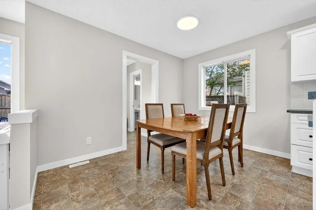 988 Prestwick Circle SE Calgary AB T2Z 3X7