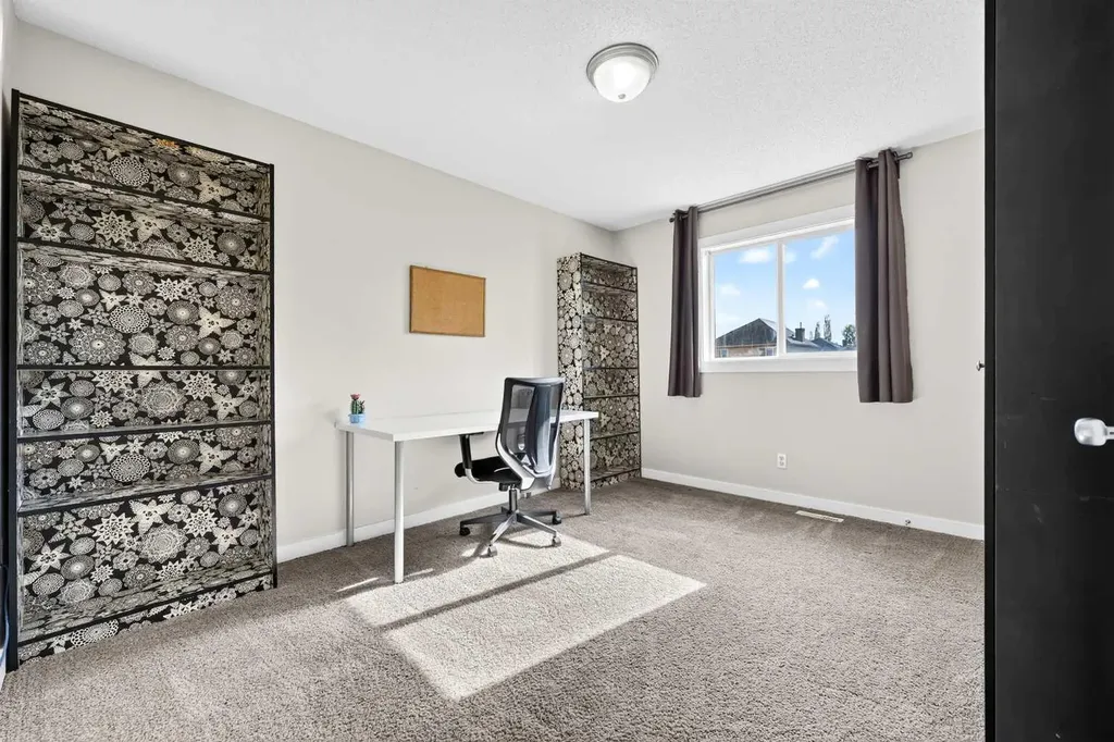 988 Prestwick Circle SE Calgary AB T2Z 3X7